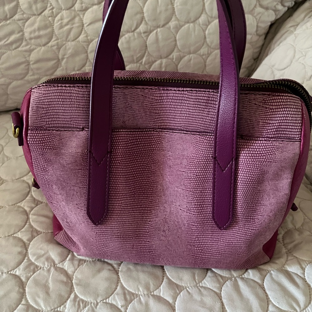Fossil Fuchsia Textured Dome Satchel with Removable Strap - Picture 4 of 6